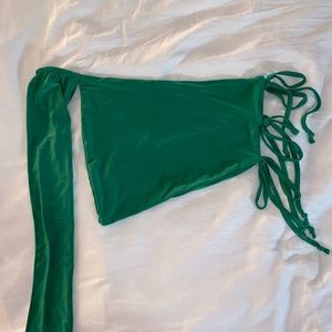 PLT one-sleeve crop top